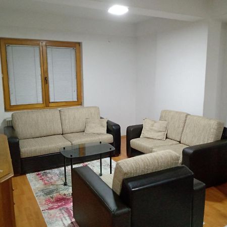 Nika Apartment Скопье Экстерьер фото