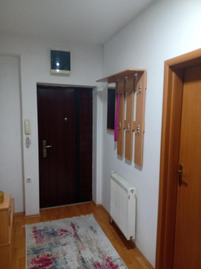 Nika Apartment Скопье Экстерьер фото